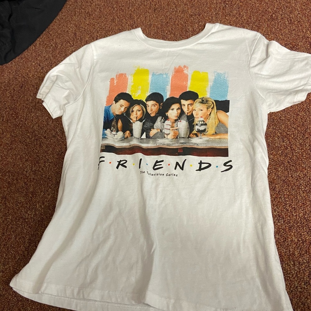 tee shirt